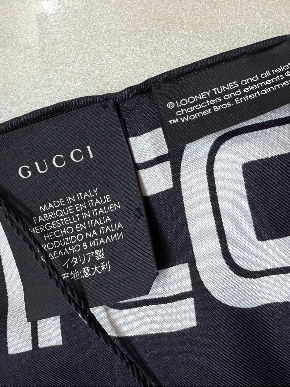 Gucci Black Guccy Bugs Bunny Scarf Silk NWT